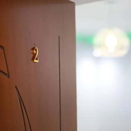 住宿加早餐酒店 Toska 3*