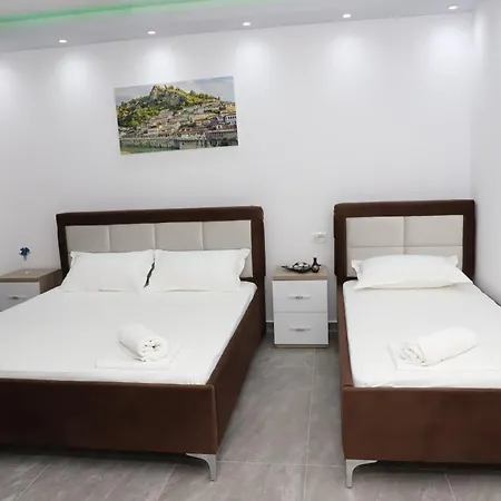 فندق مبيت وإفطار Toska 3*